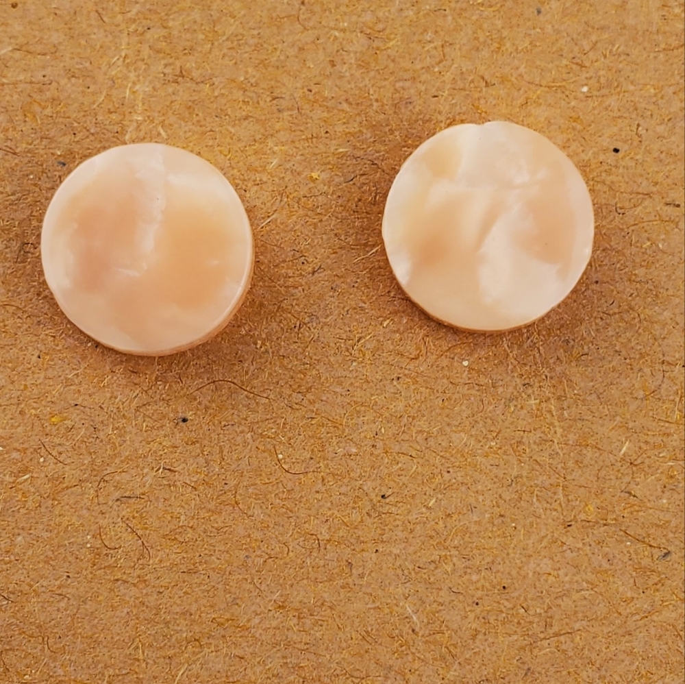 💫5/$25 Peach Marble Studs